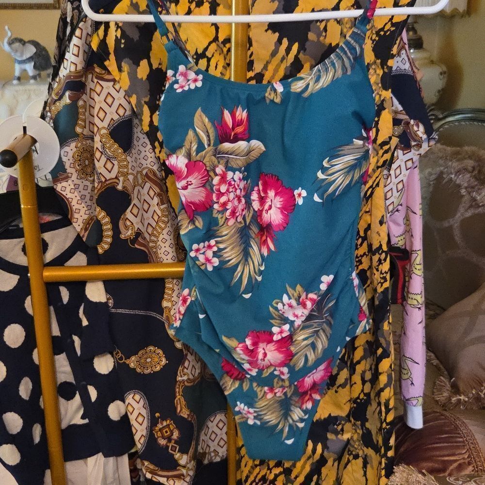 Swimsuit 